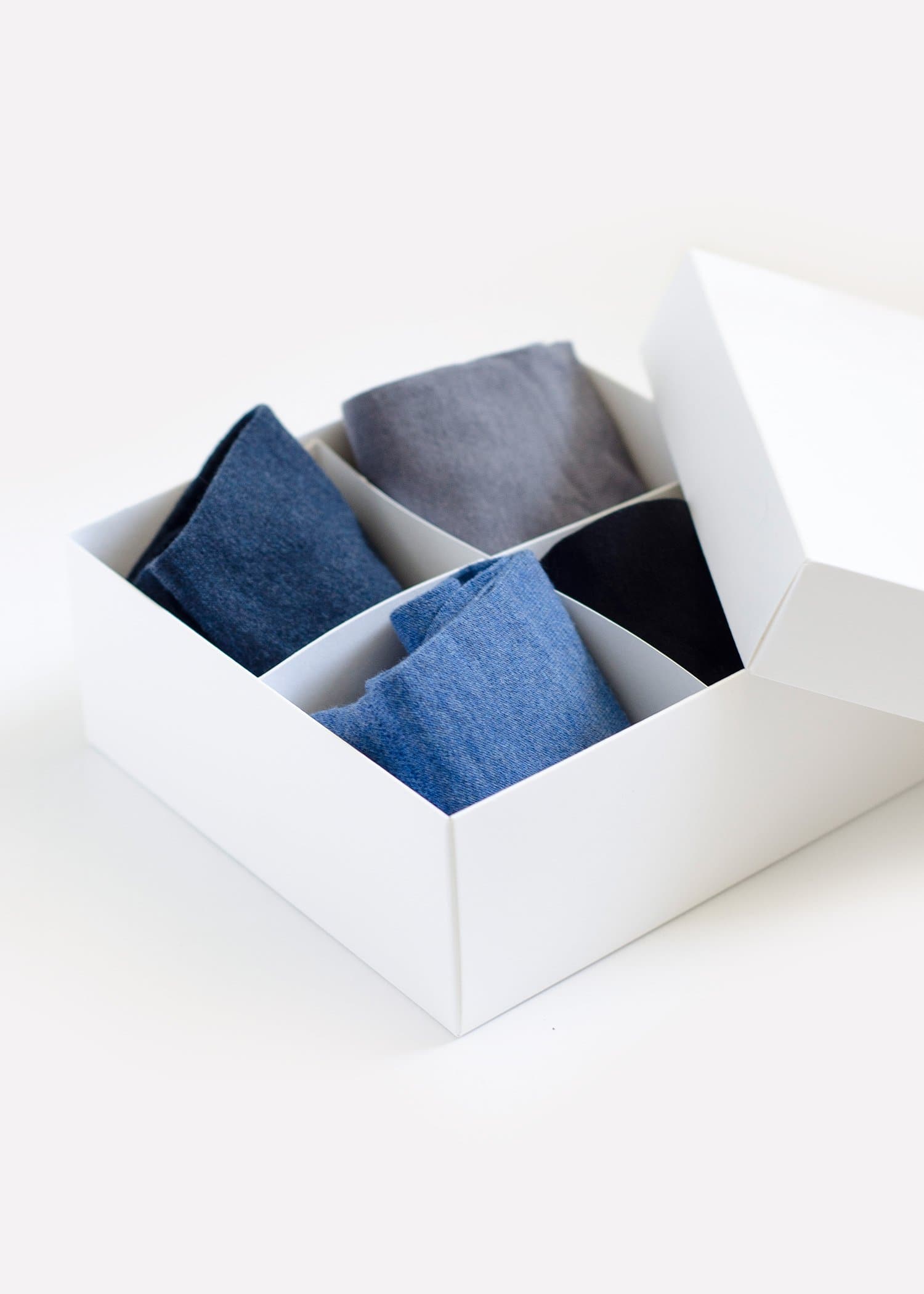 Men's Sustainable Box - 4 Pairs – fütz | Socks Simplified